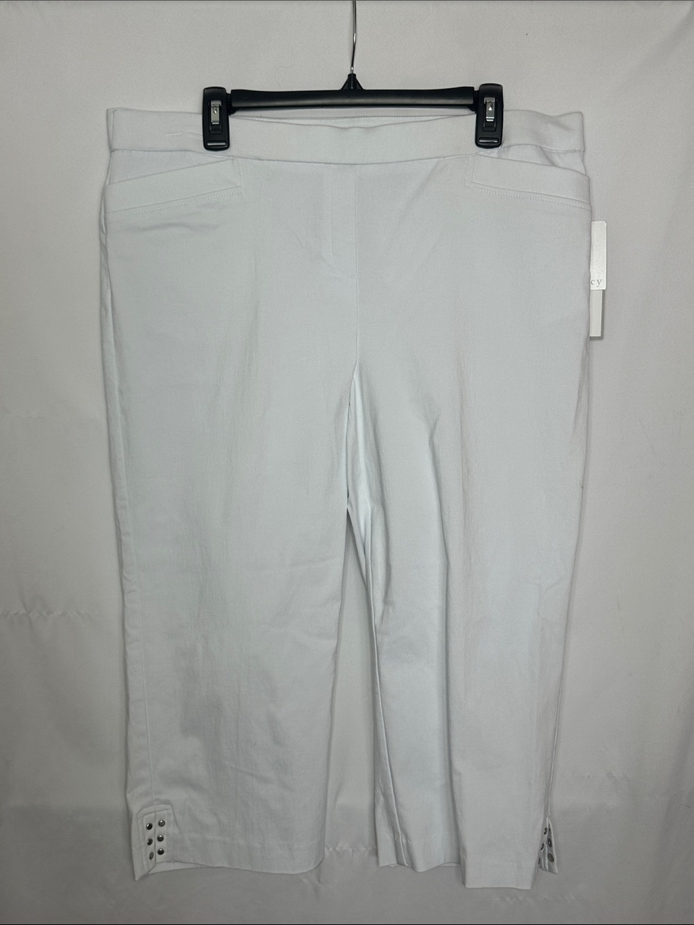 PROPHECY | White Pull-On Stretch Capri Pants Women’s Size 16
